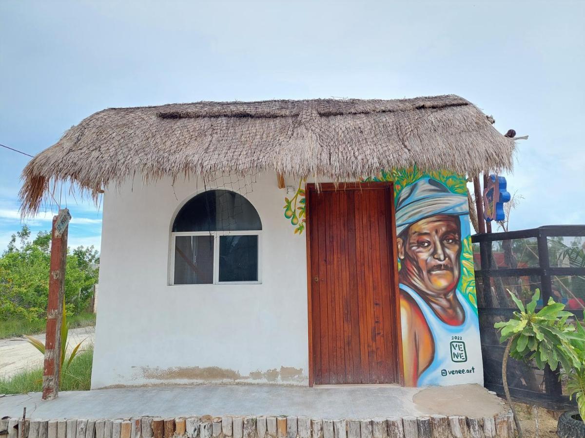Casa De Los Santos Camping Y Eco Cabanas Isla Holbox Exterior photo